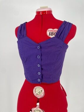 90s-Y2K Vibrant Purple Button Front Crop Top 100% Cotton Material